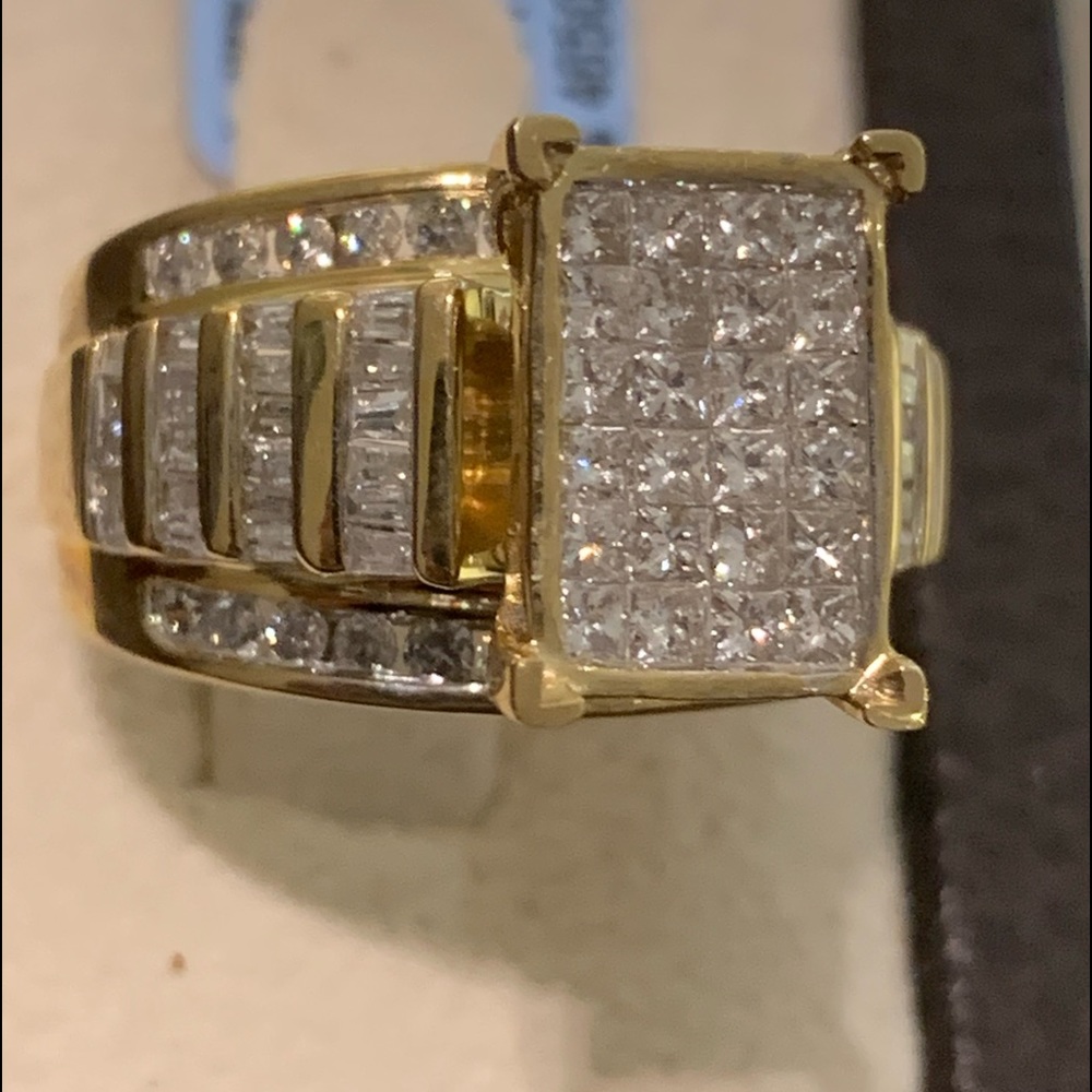2.00 cttw diamond ring ywellow 10kt gold